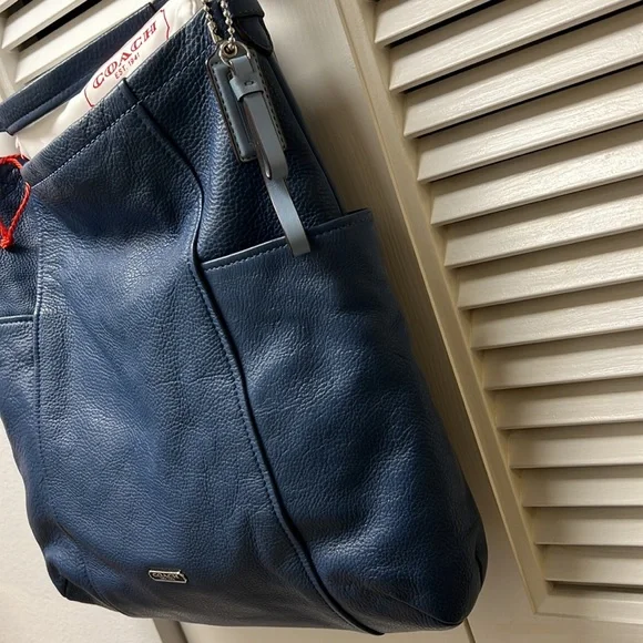 Coach Blue Leather Shoulder Crossbody Large Bag With Dust Bag Pre-Loved - Picture 3 of 12